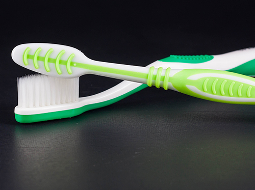 How to Properly Store Your Toothbrush